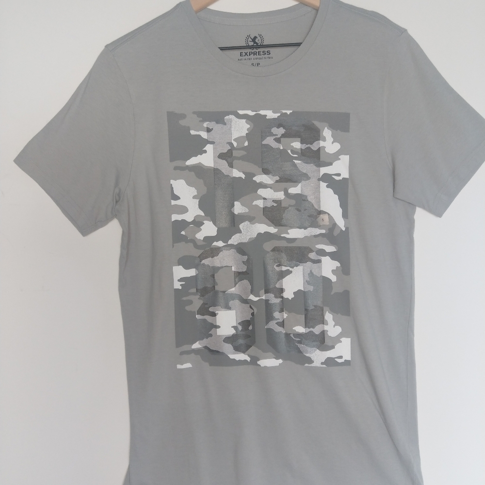 Express 1980 Camo T-shirt, Size S, NWOT